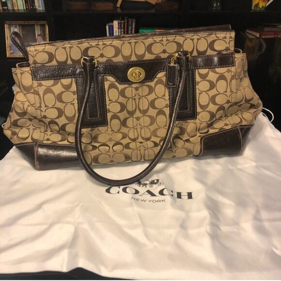 Coach Bag Authentic Monogram - Picture 1 of 11